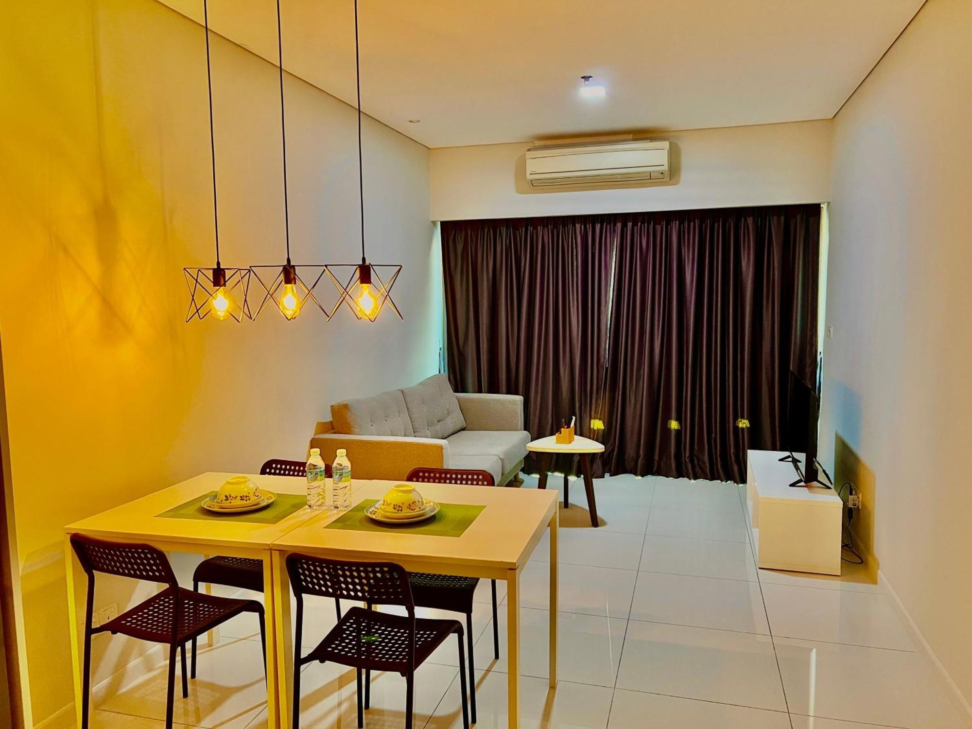 Summer Suites Klcc By Whollmark Kuala Lumpur Exterior foto